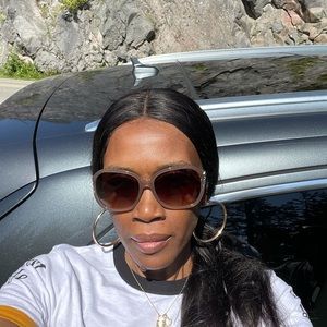 Meet your Posher, Angel